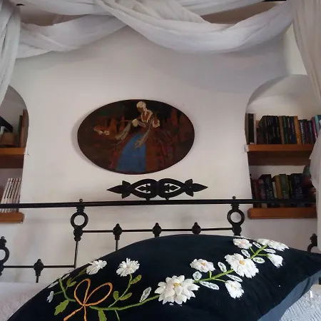 In Seas' Embrace Tatil Evi